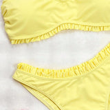 Biquíni Amarelo Babado Frontal Fivela Corte Alto