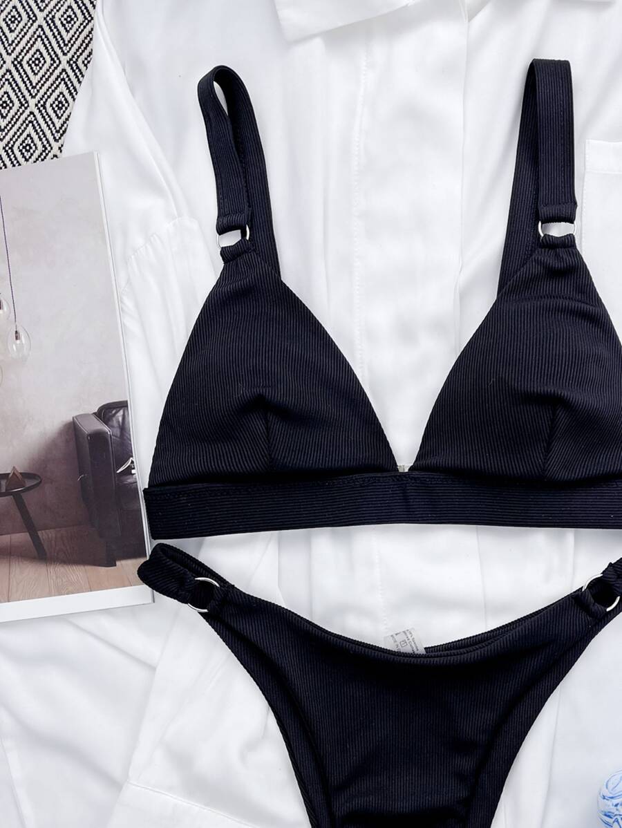 Biquíni Minimal Ring Elegance