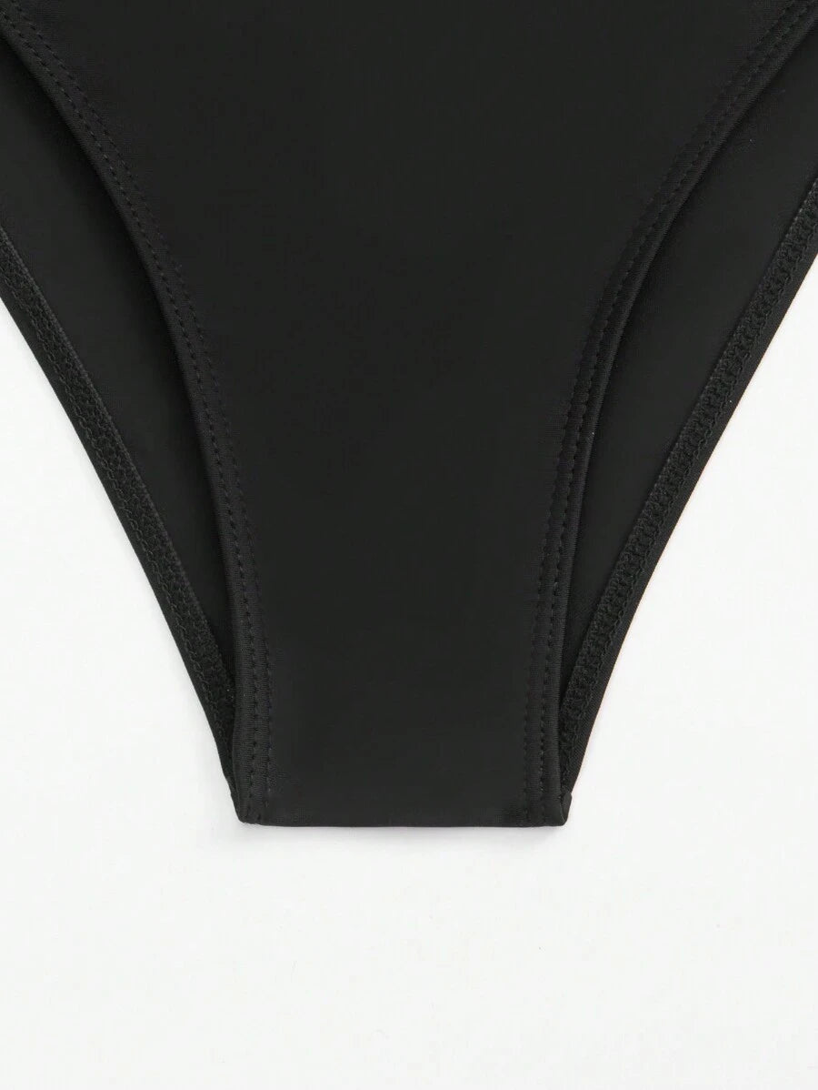 Maiô Minimal V-Shape Elegance