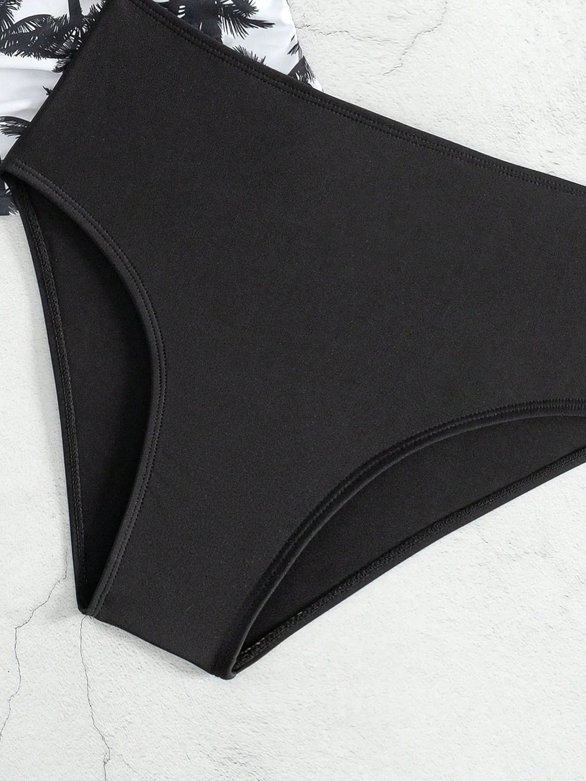 Tankini Decote V Recorte Vazado Bojo Triângulo