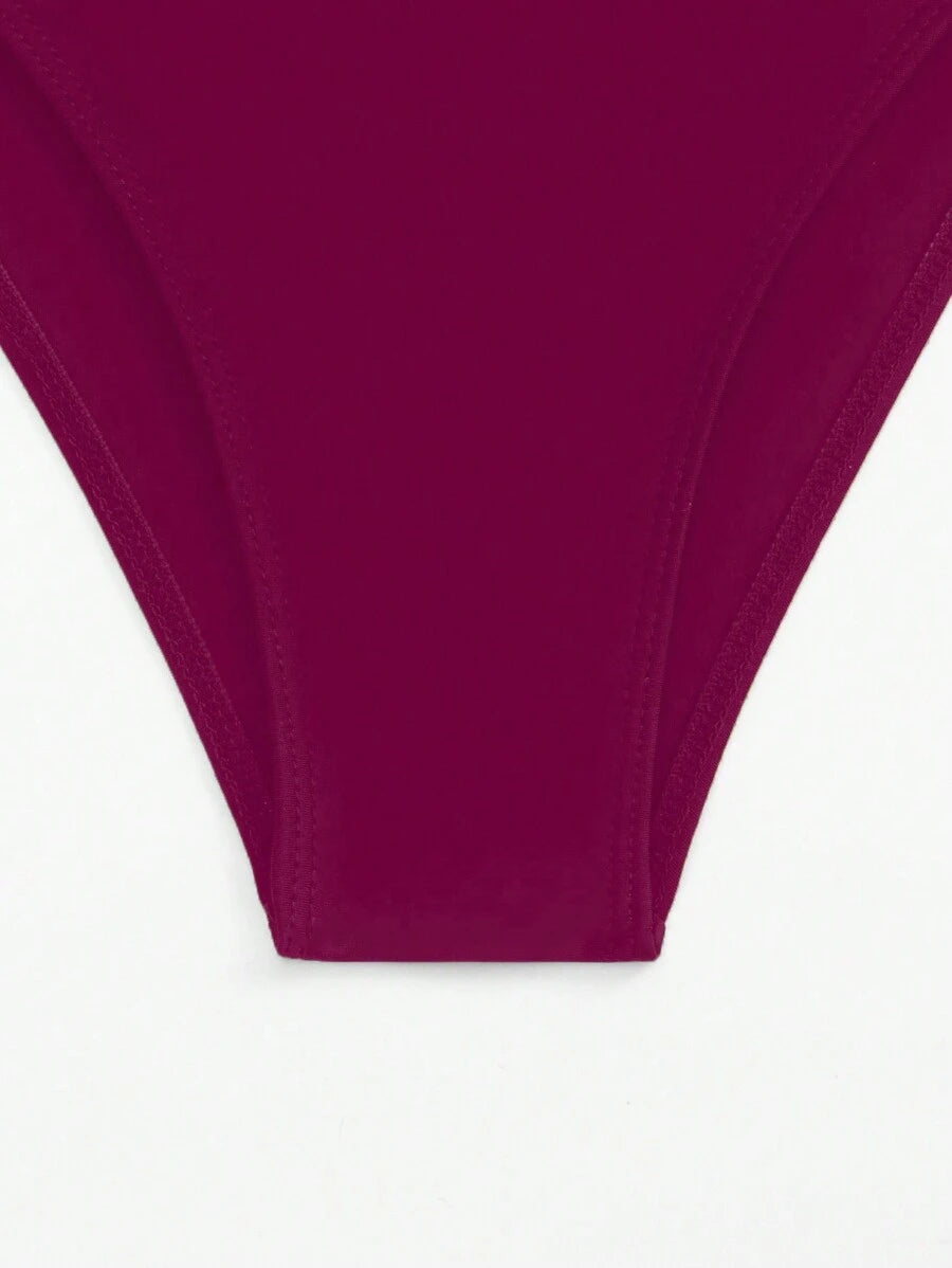 Maiô Minimal V-Shape Elegance