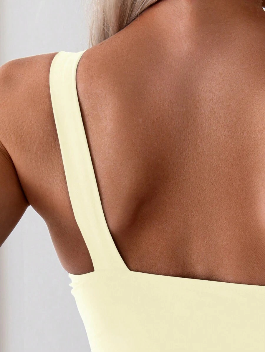 Maiô Elegance One Shoulder Dourado