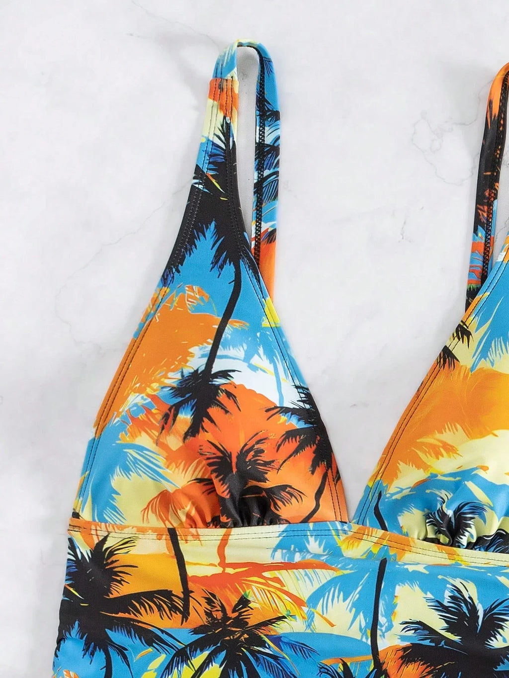 Tankini Decote V Recorte Vazado Bojo Triângulo