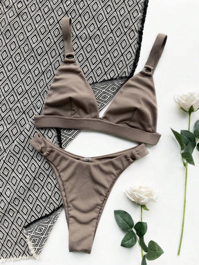 Biquíni Minimal Ring Elegance