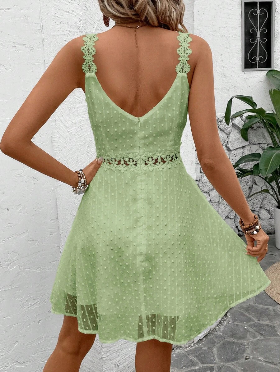 Vestido Curto Renda Solar Branca