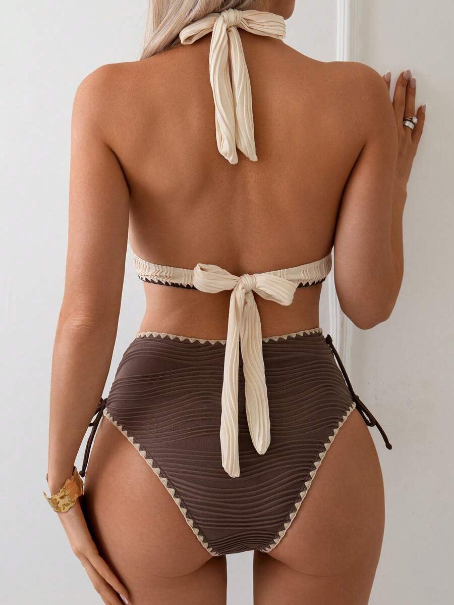 Conjunto de Biquíni Texturizado Halter Amarração