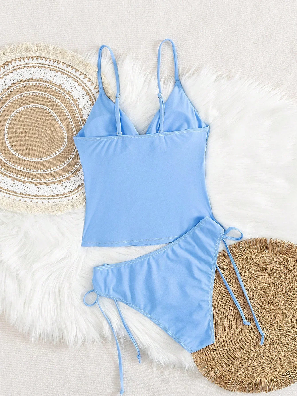 Tankini Torcido Alças Finas Nó Lateral Cintura Baixa