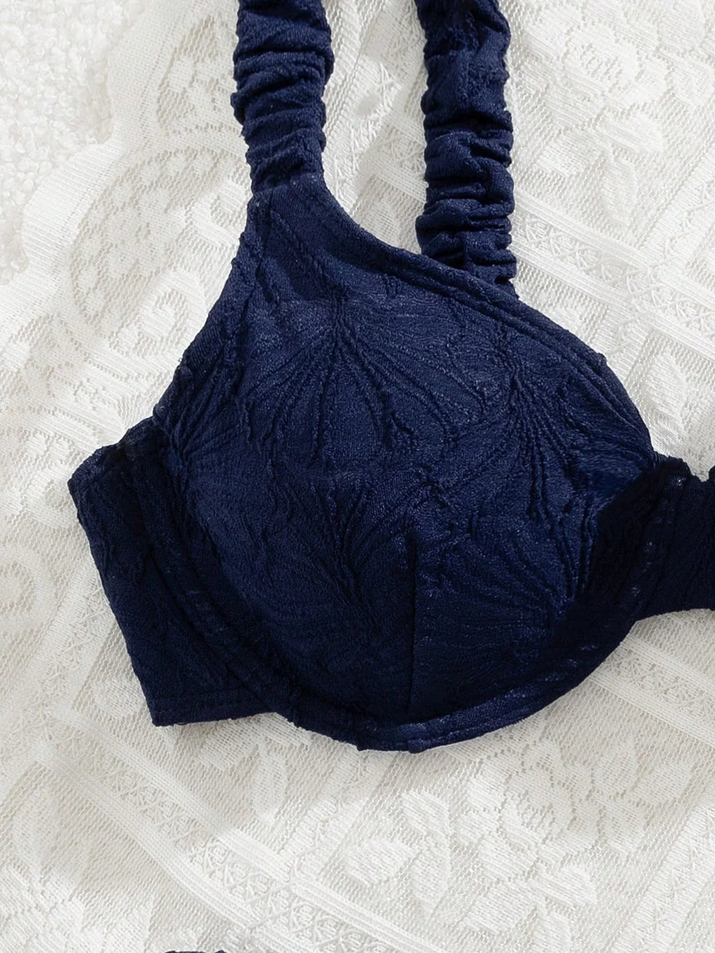 Biquíni Floral Texturizado Estampa Botânica Alças Grossas