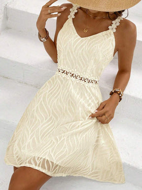 Vestido Curto Renda Solar Branca