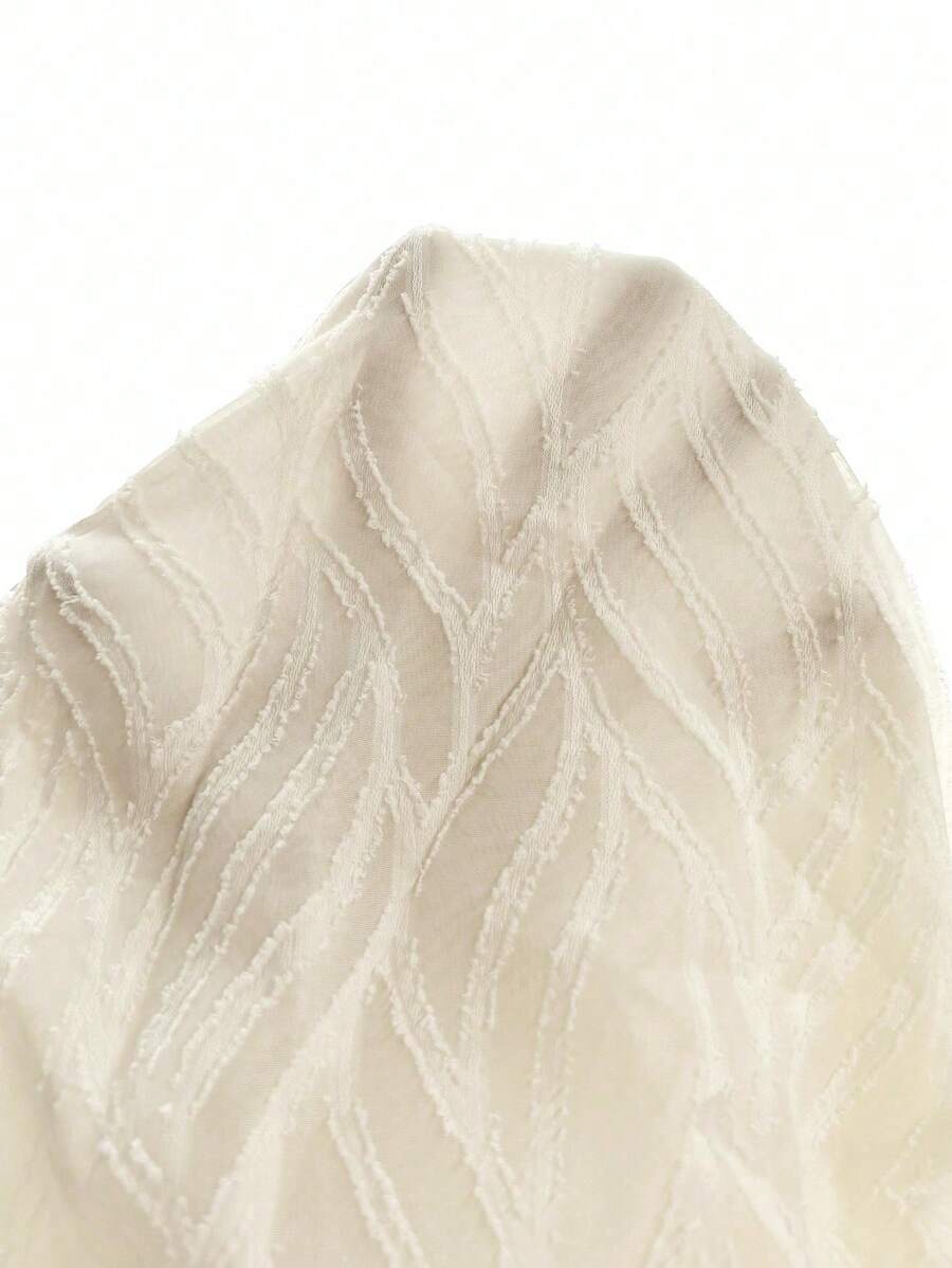 Vestido Curto Renda Solar Branca