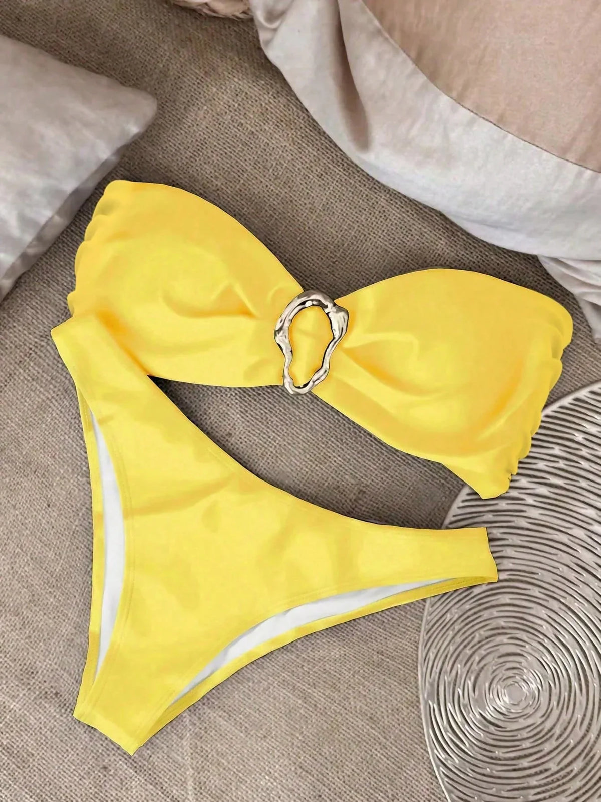 Biquíni Bandeau Anel Corte Alto Taças 3/4