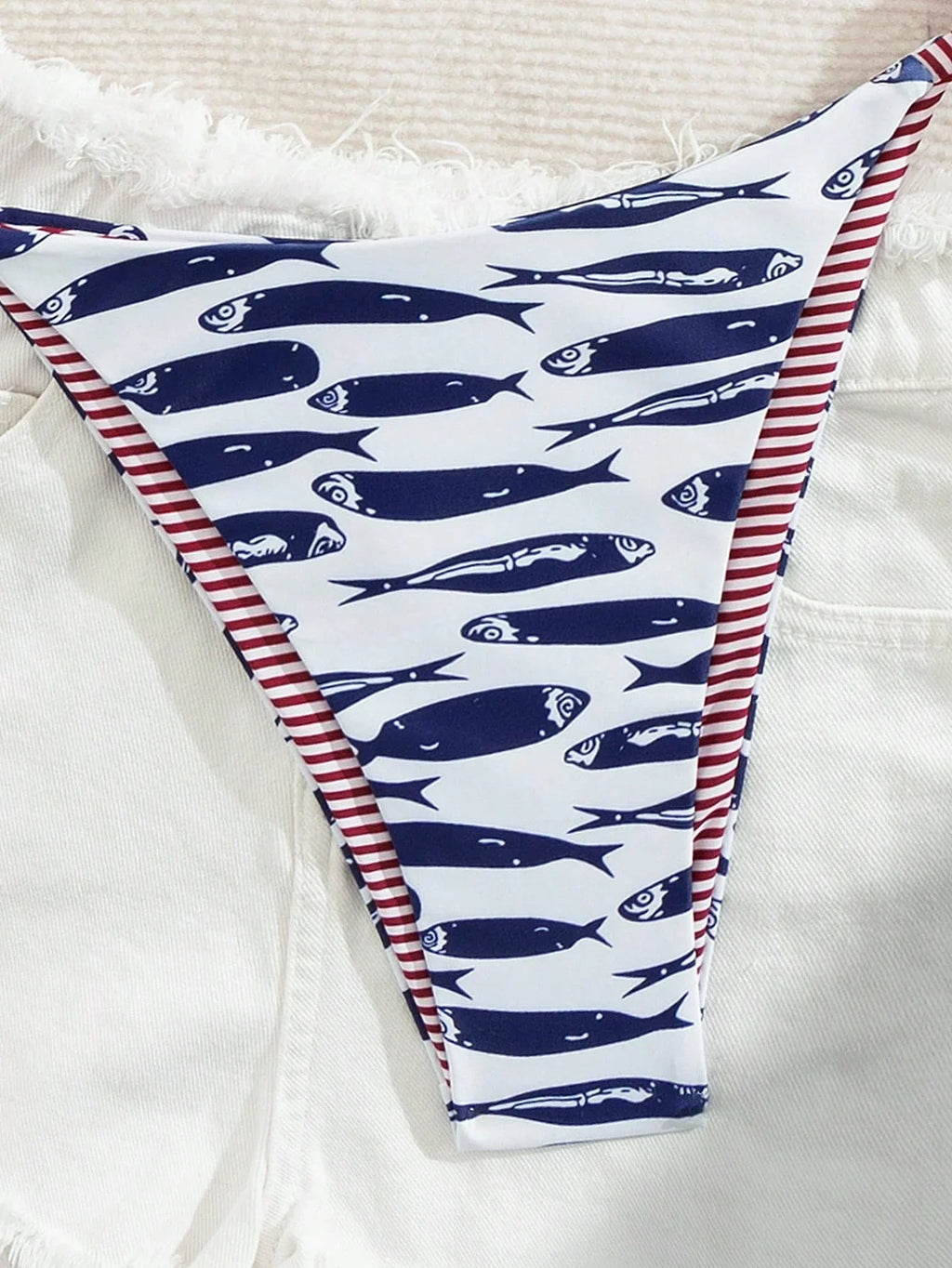 Biquíni Estampa de Peixes Micro Sutiã Nó Decote V