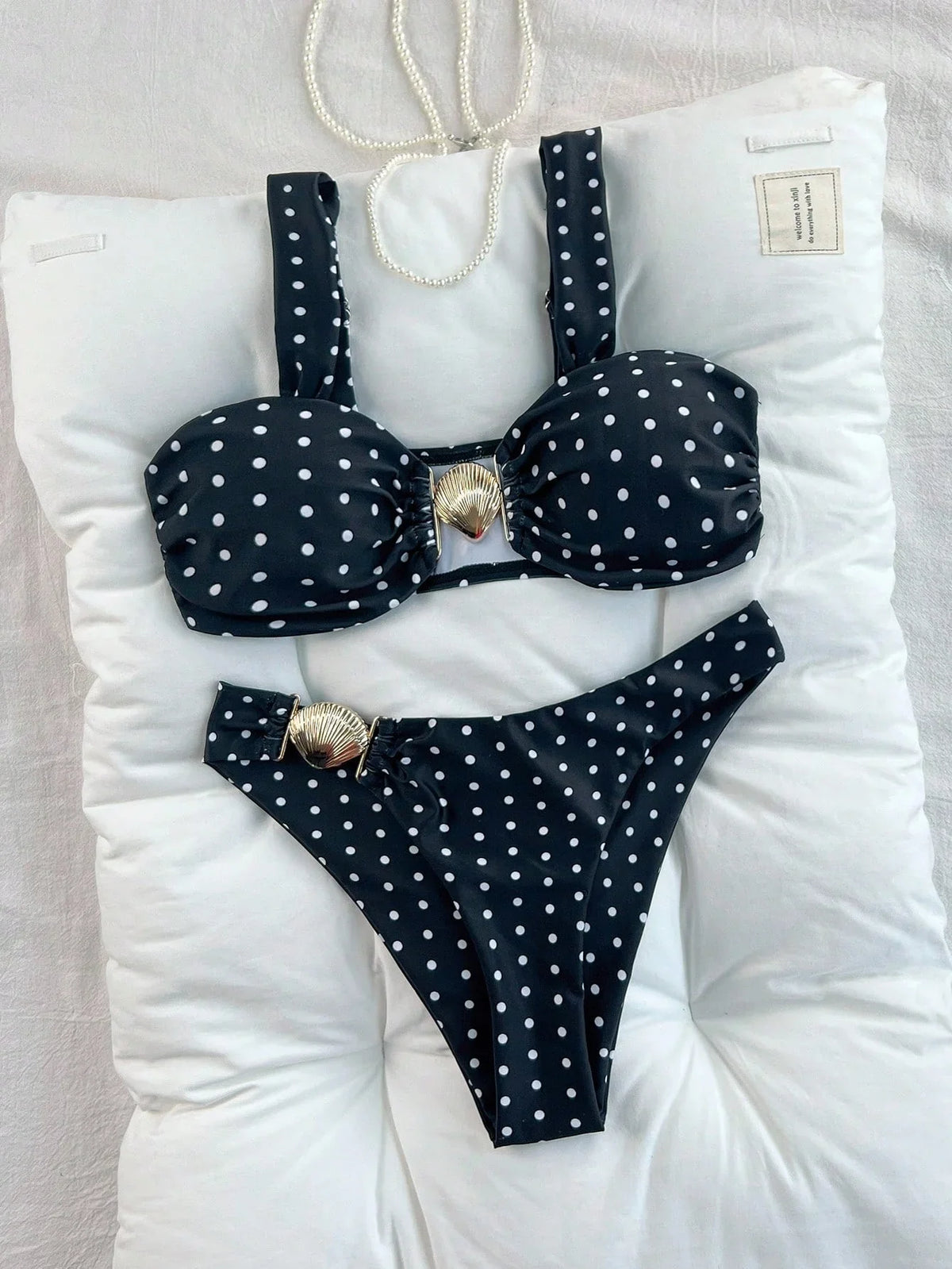 Biquíni Bralette Geométrico Preto Branco Corte Alto
