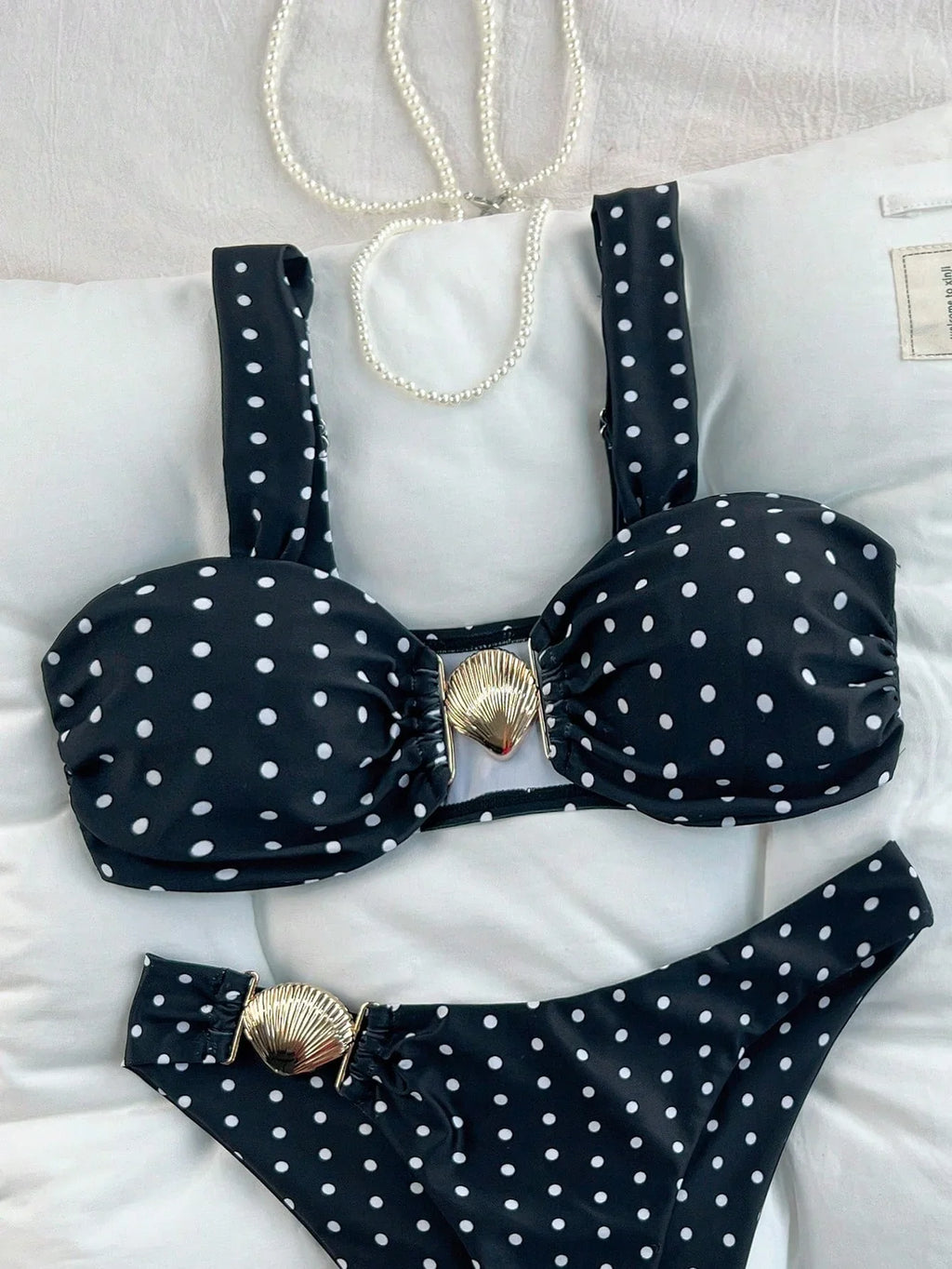 Biquíni Bralette Geométrico Preto Branco Corte Alto