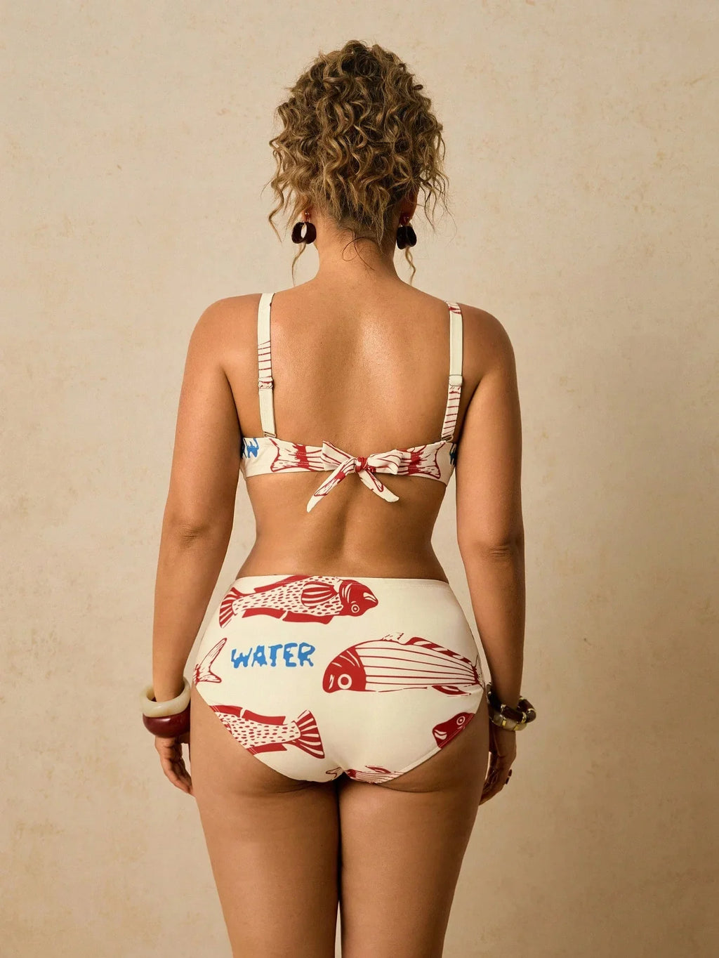 Biquíni Plus Size Assimétrico Estampa Gráfica