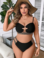 Biquíni Plus Size Brisa da Costa com Anel e Recortes — fotografia 1 | Mar & Pérola