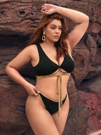 Biquíni Plus Size Decote V Torcido Cintura Alta
