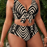 Biquíni Plus Size Decote V Costa Serena com Nó