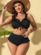 Biquíni Plus Size Fivela Maré de Verão com Plissado — fotografia 1 | Mar & Pérola