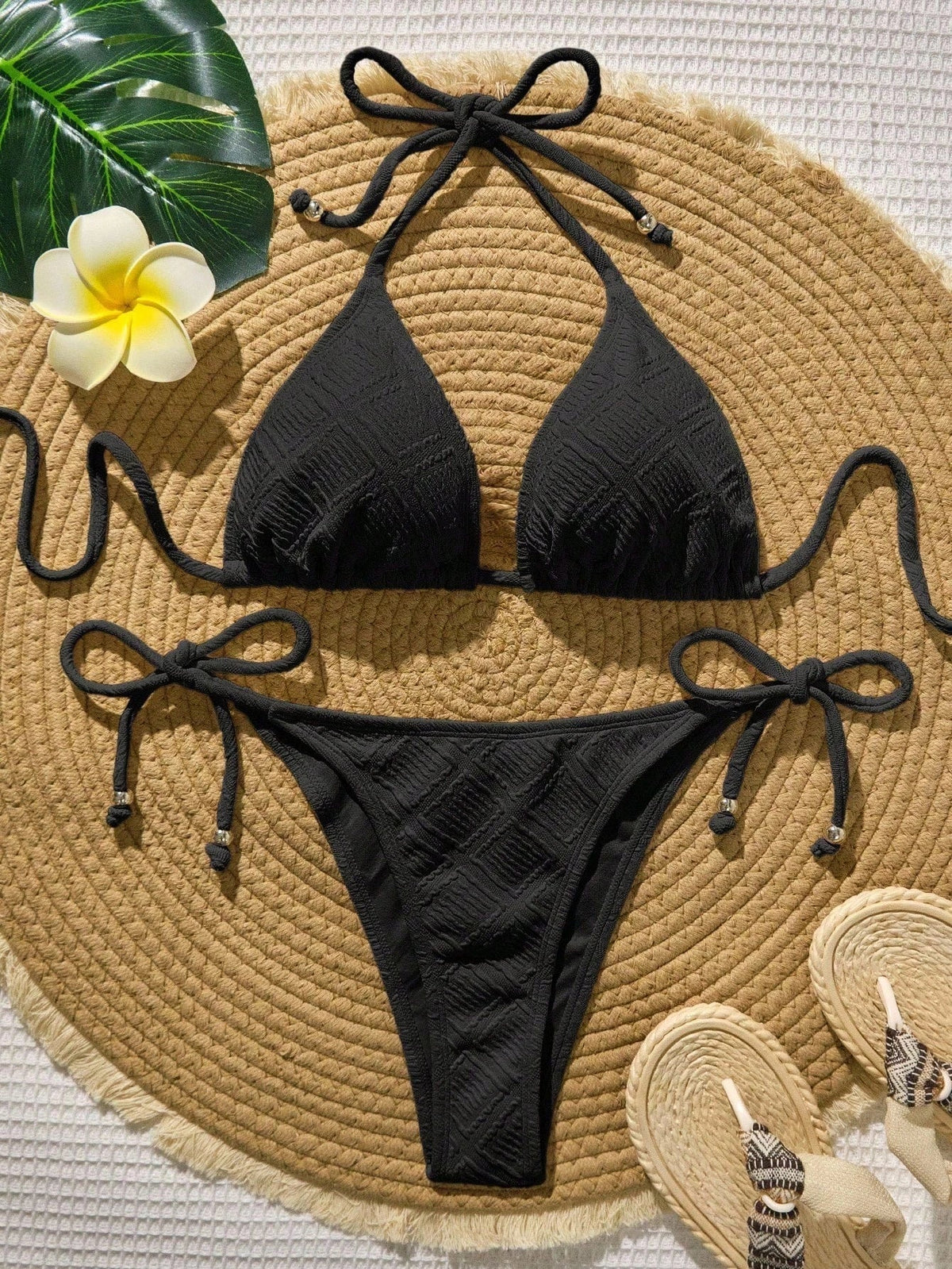 Biquíni Triangular Costa Serena com Nó e Amarração nas Costas — fotografia 5 | Mar & Pérola