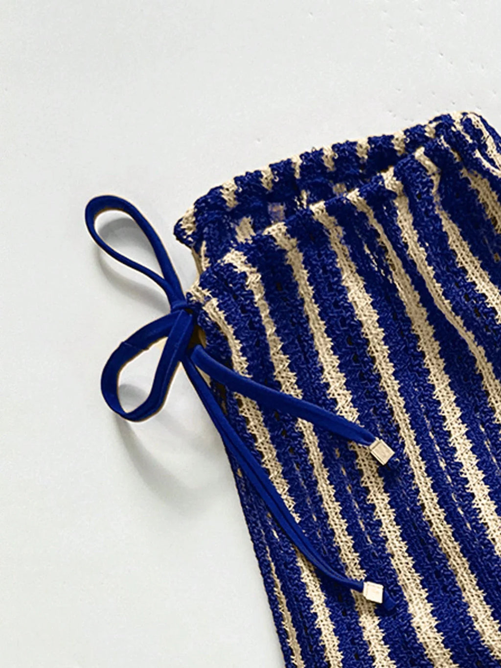 Conjunto Biquíni 3 Peças Brisa da Ilha com Calça e Amarração nas Costas — fotografia 17 | Mar & Pérola