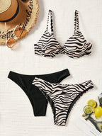 Conjunto Biquíni 3 Peças Zebrado Costa Selvagem com Amarração nas Costas — fotografia 6 | Mar & Pérola