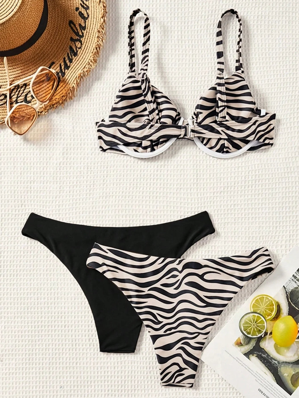 Conjunto Biquíni 3 Peças Zebrado Costa Selvagem com Amarração nas Costas — fotografia 7 | Mar & Pérola