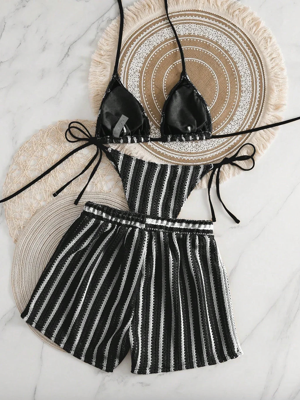 Conjunto Biquíni Boho Capa Crochê 3 Peças Listrado