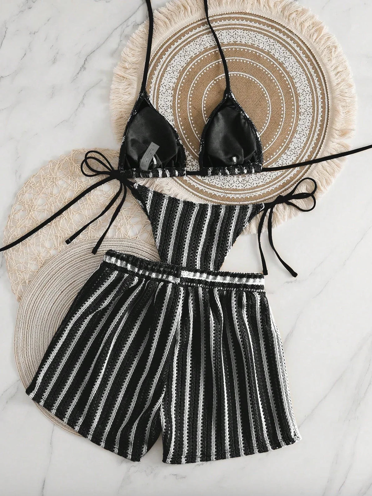 Conjunto Biquíni Boho Capa Crochê 3 Peças Listrado