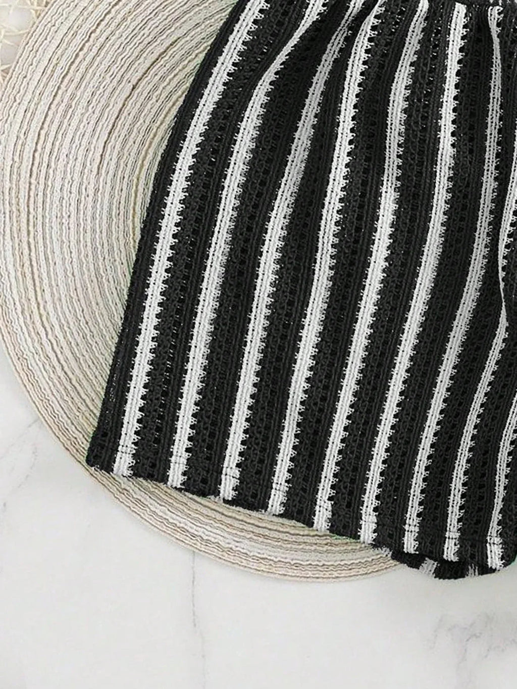 Conjunto Biquíni Boho Capa Crochê 3 Peças Listrado