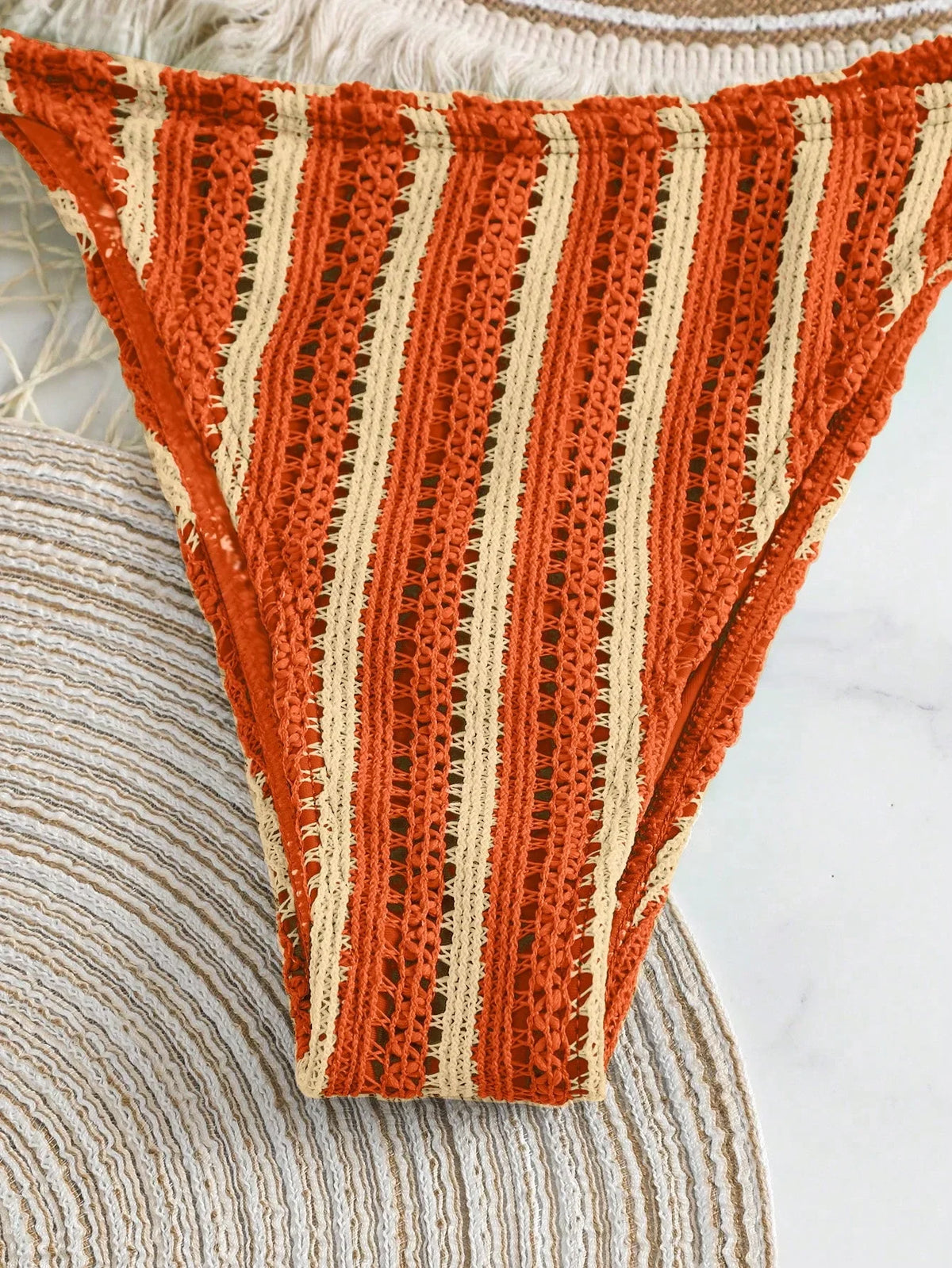 Conjunto Biquíni Boho Capa Crochê 3 Peças Listrado