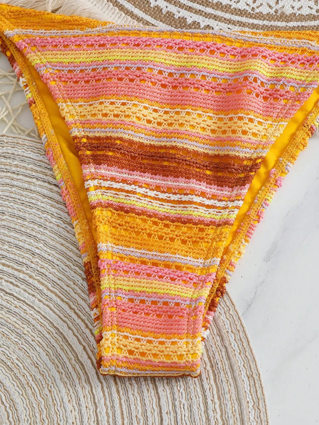 Conjunto Biquíni Boho Capa Crochê 3 Peças Listrado