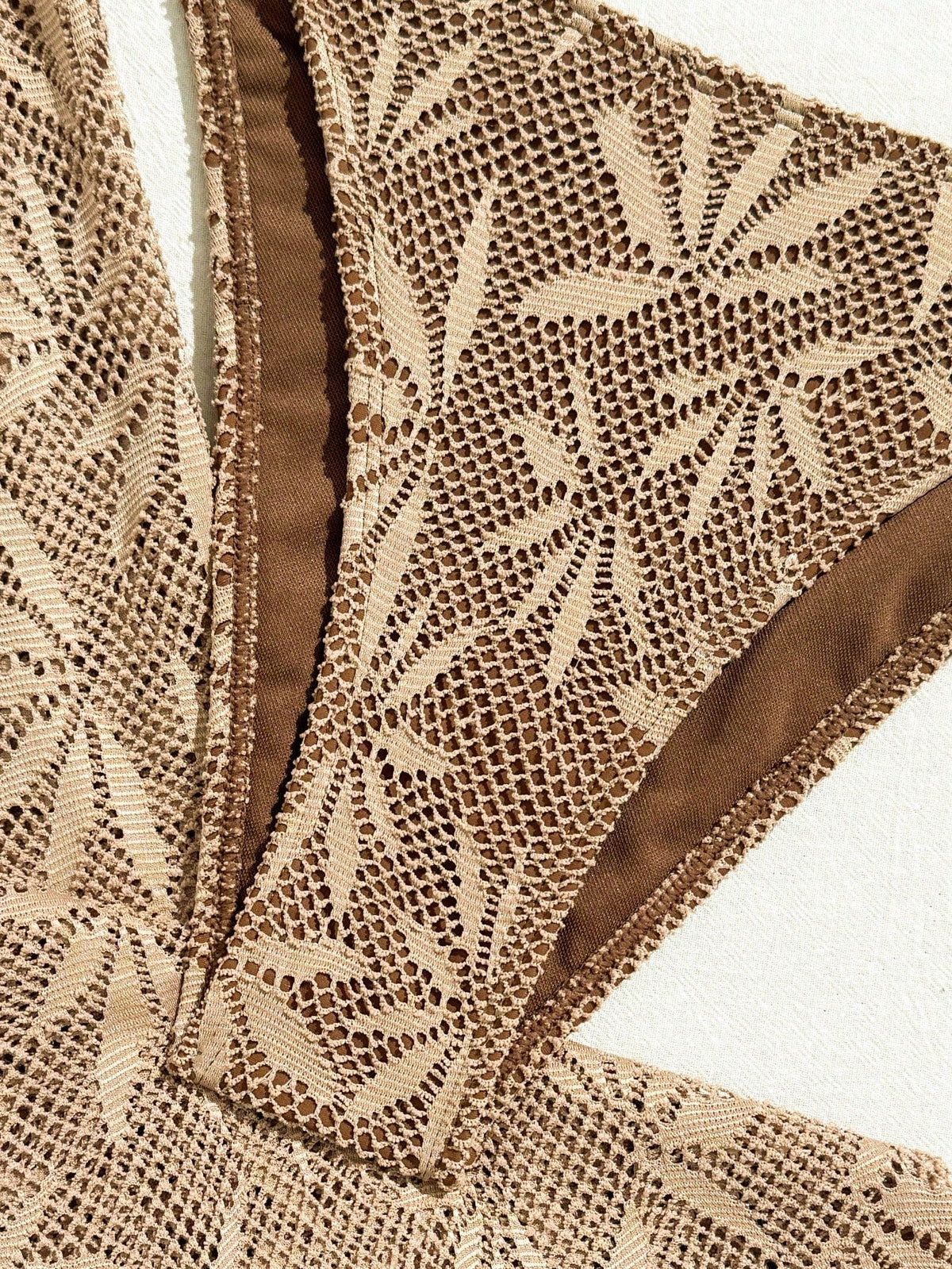 Conjunto Biquíni Floral Botões Calça Longa