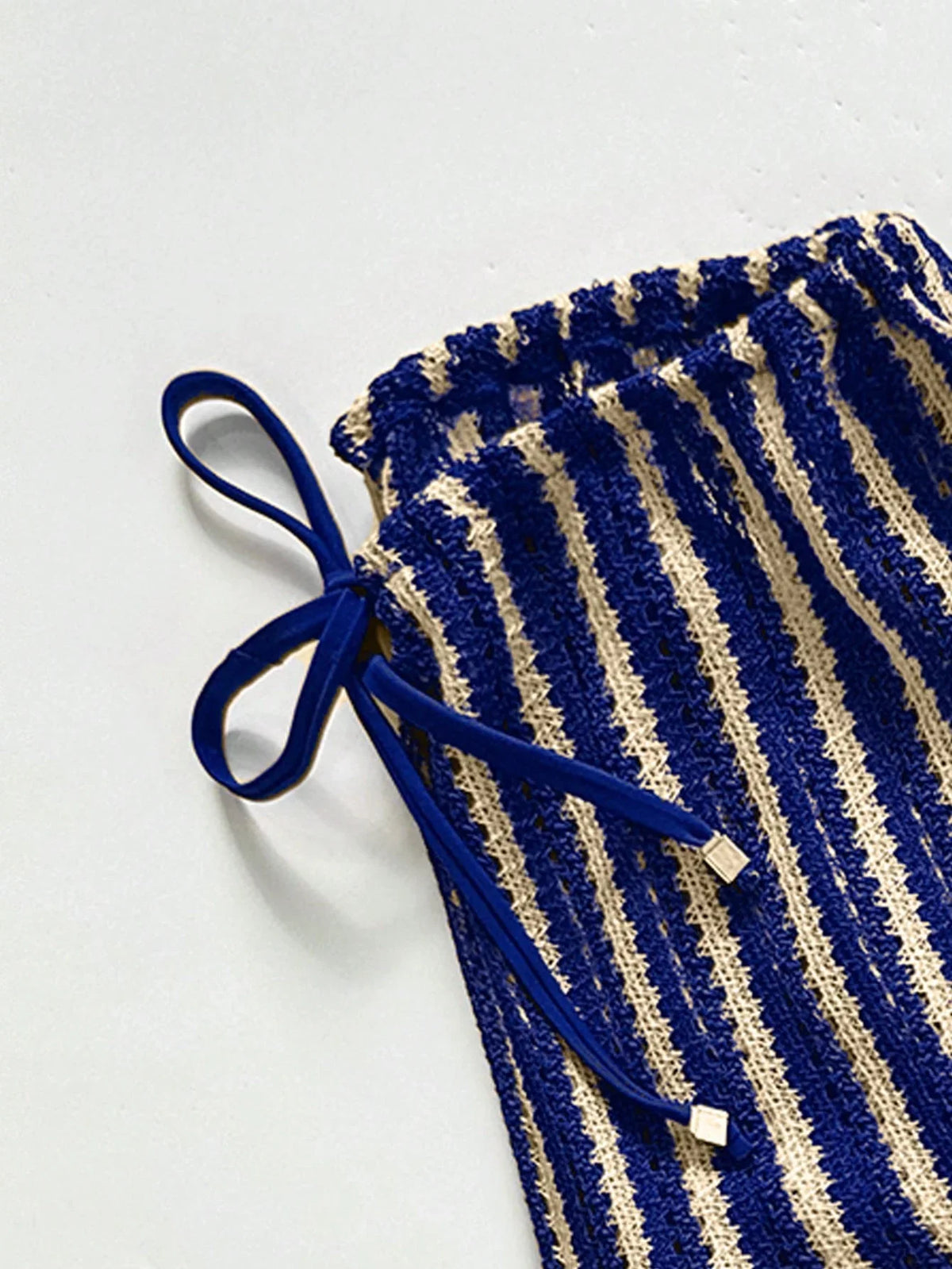 Conjunto Biquíni Triangular Top Longo Decote Frente Única