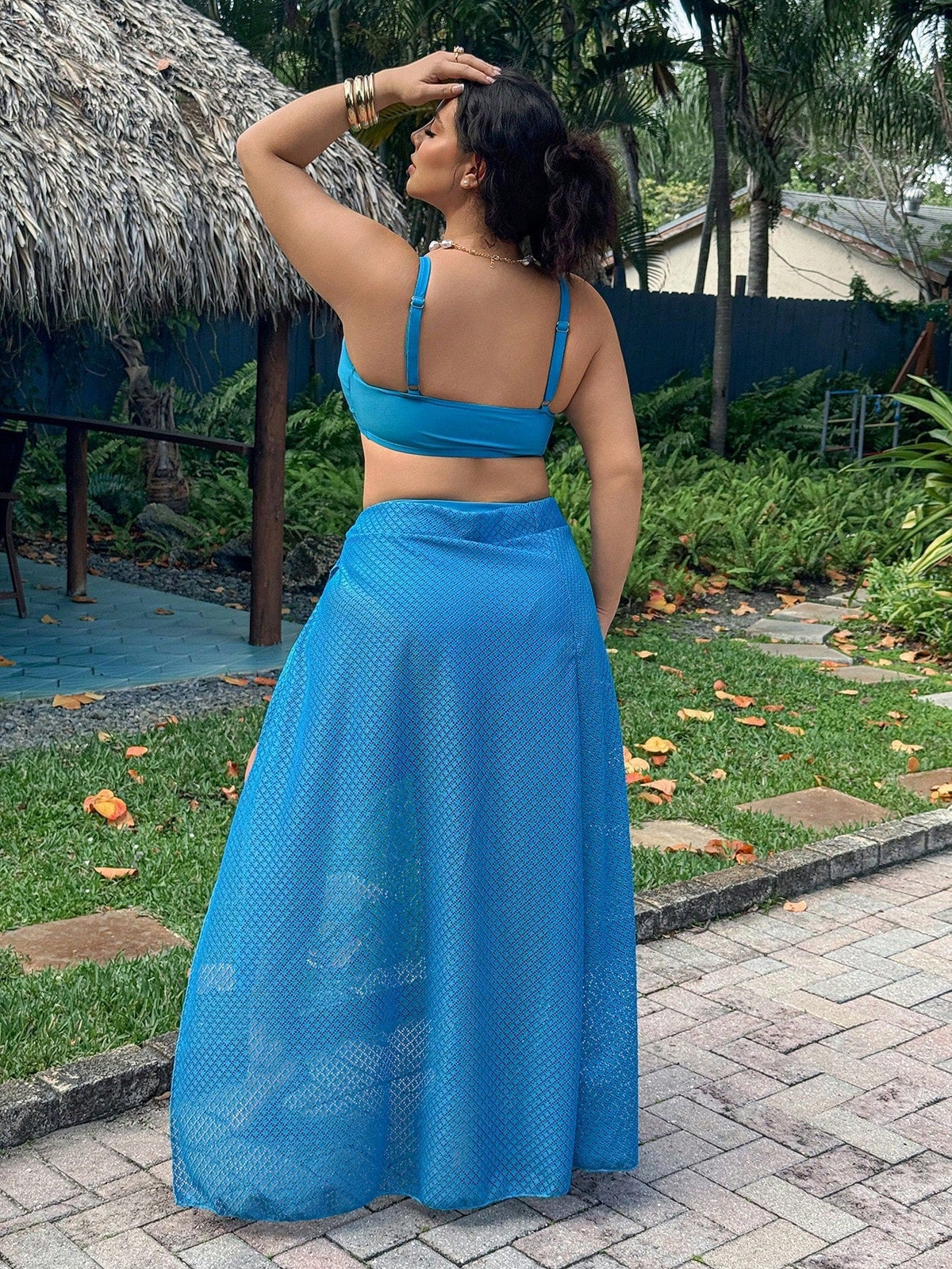 Conjunto de Biquíni Plus Size Azul Nó Frontal