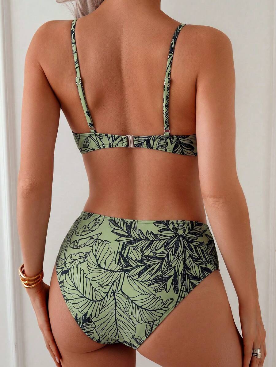 Biquíni Torção Frontal Argolas Douradas Push-Up