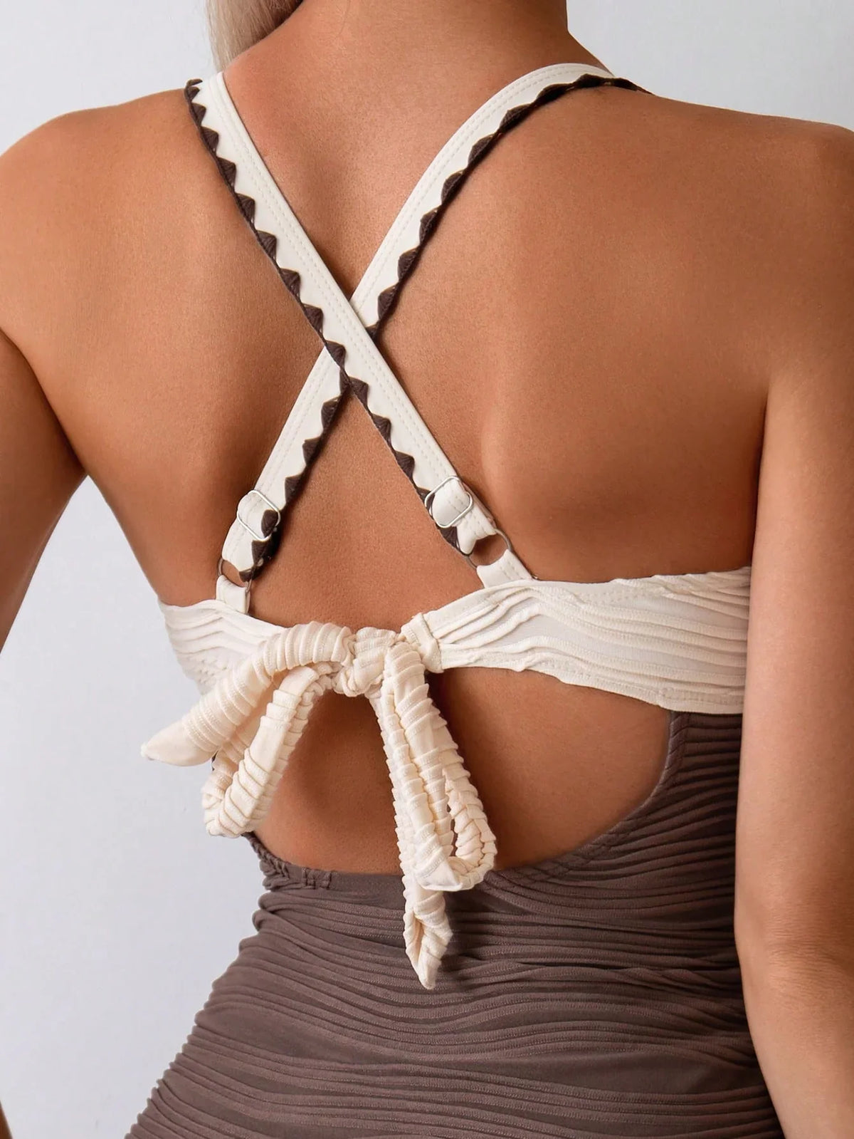Maiô Cruzado Brisa da Ilha com Alças Finas — fotografia 5 | Mar & Pérola