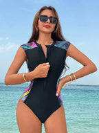 Maiô Esportivo Brisa Tropical com Zíper — fotografia 4 | Mar & Pérola