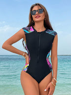 Maiô Esportivo Brisa Tropical com Zíper — fotografia 7 | Mar & Pérola