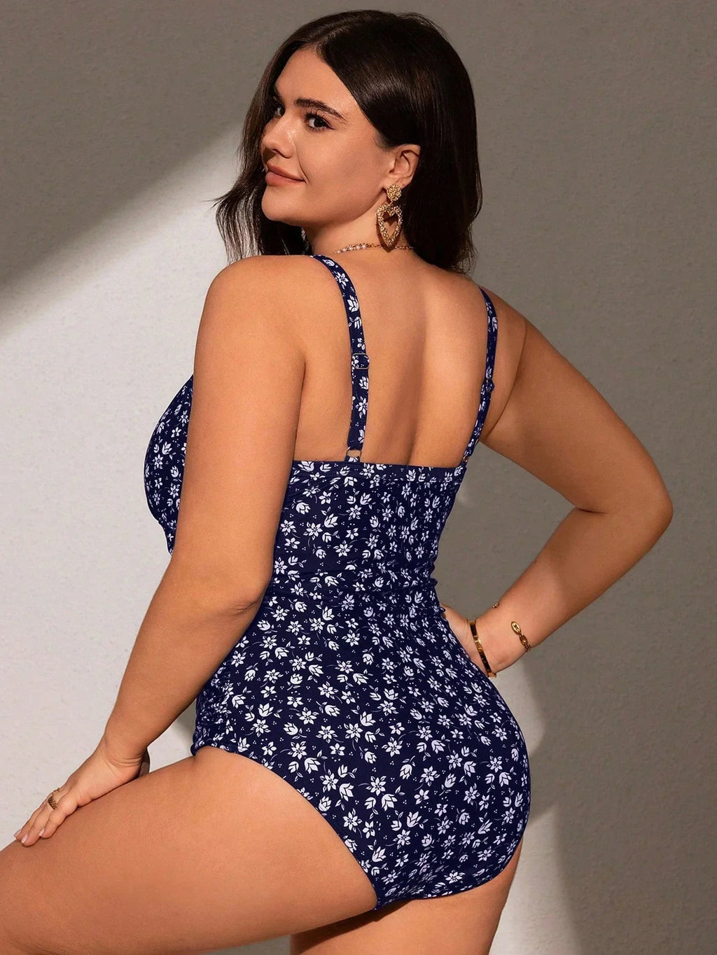 Maiô Plus Size Boho Alças Grossas Floral