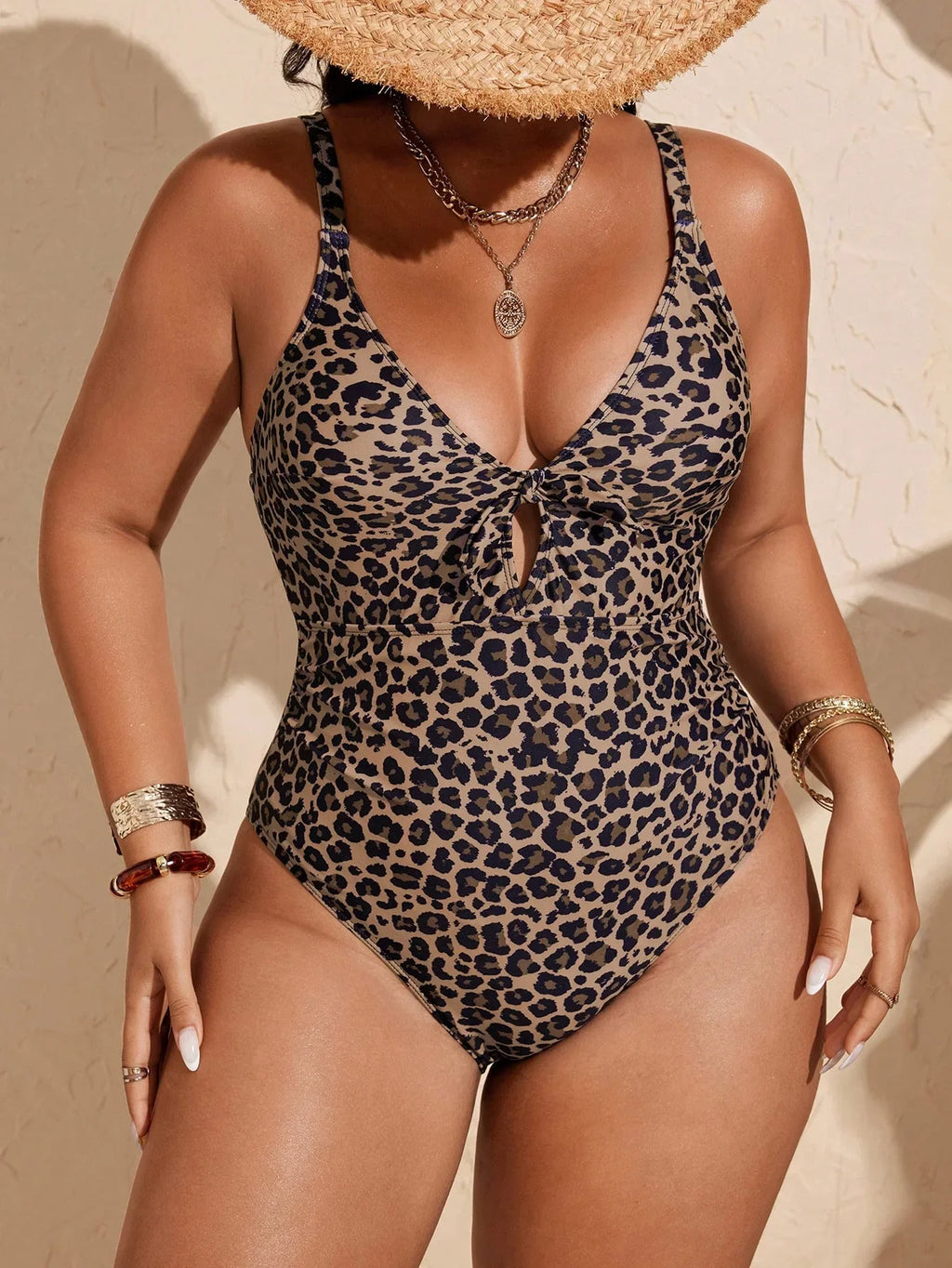 Maiô Plus Size Boho Recorte Lateral Nó