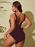 Maiô Plus Size Decote U Clássico