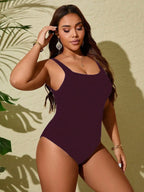 Maiô Plus Size Decote U Clássico