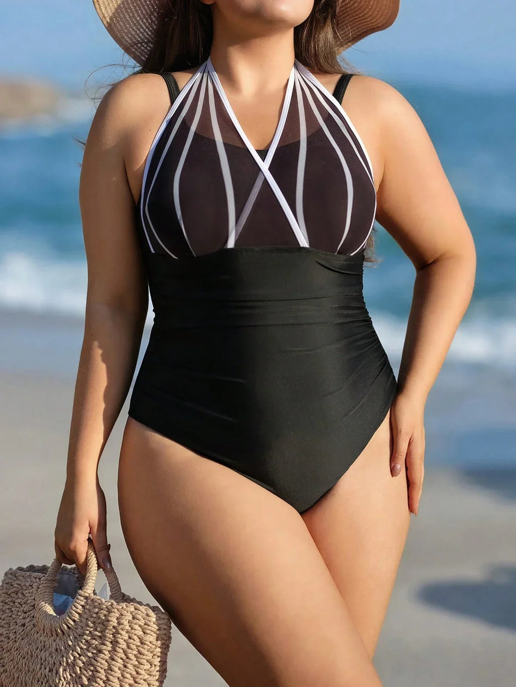 Maiô Plus Size Listrado Frente Única