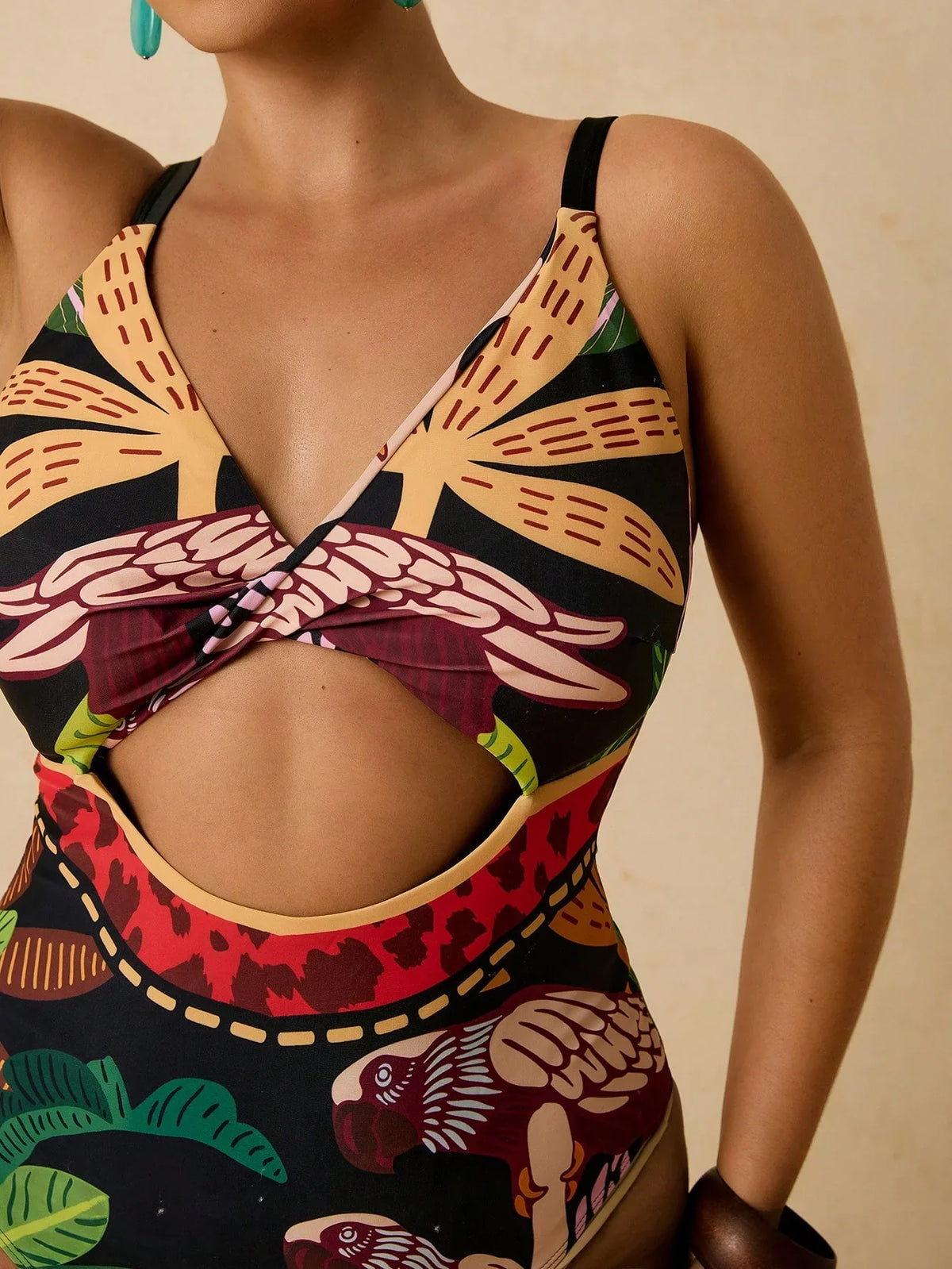Maiô Plus Size Longo Ziguezague Fivela