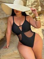 Maiô Plus Size Recortes Vazados