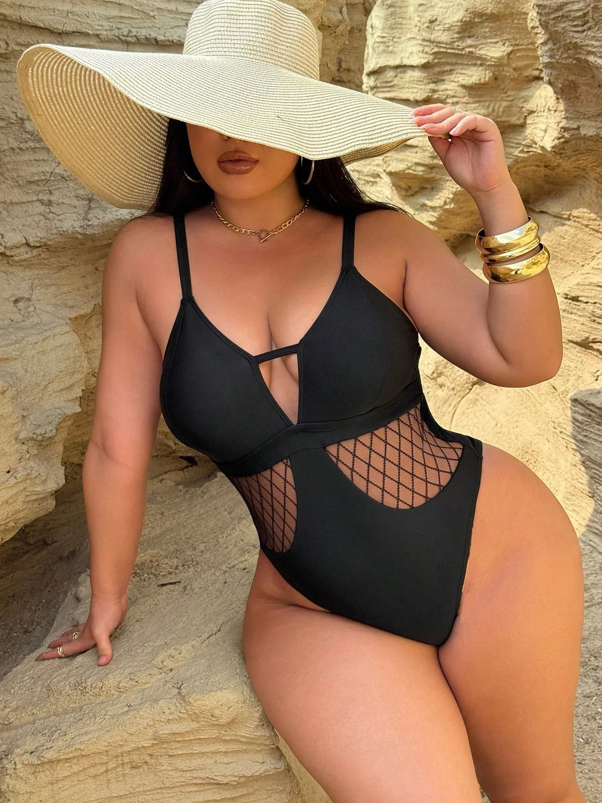 Maiô Plus Size Recortes Vazados