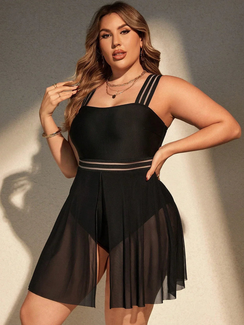 Maiô Plus Size Saia Longa Fluida