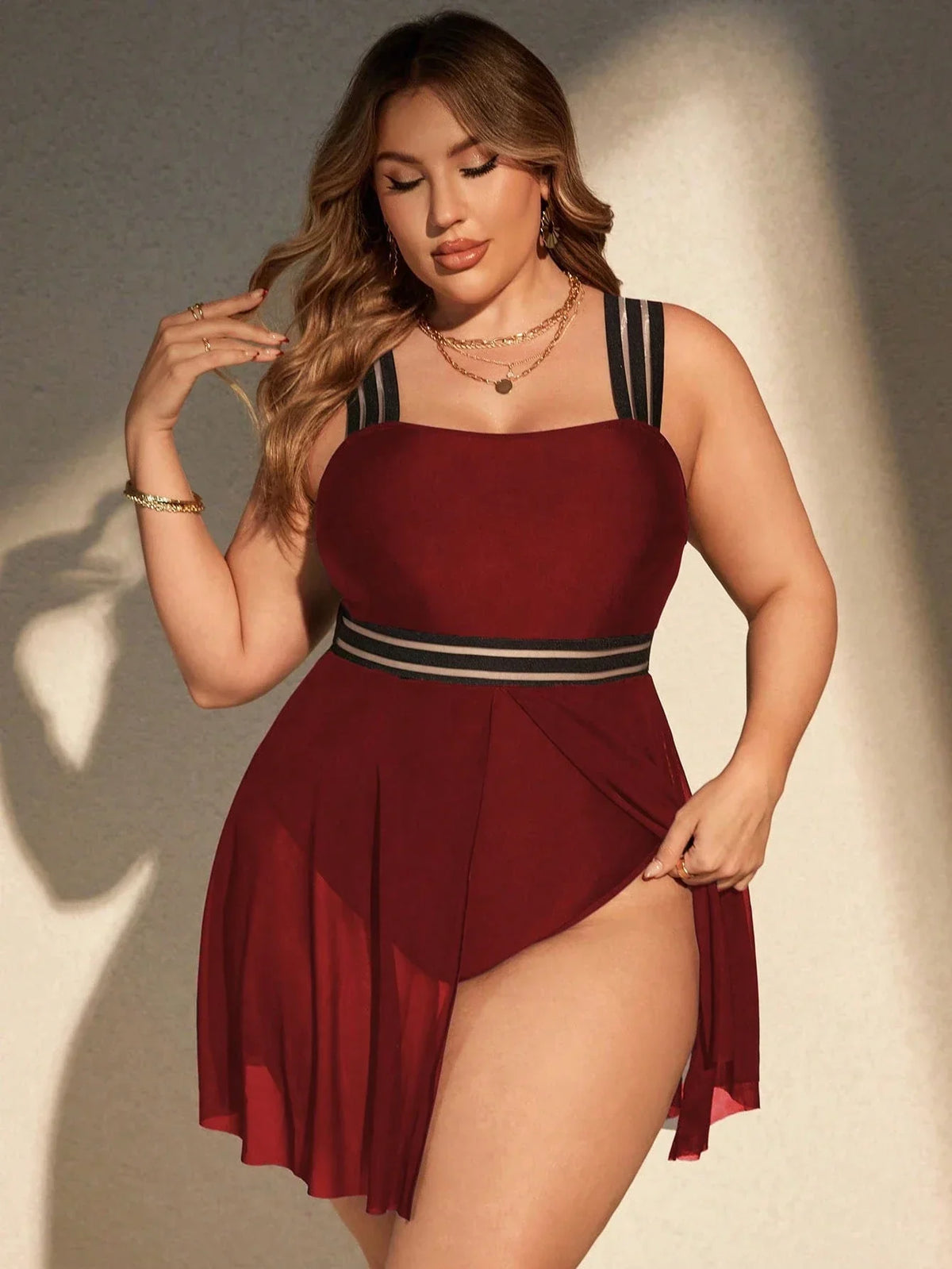 Maiô Plus Size Saia Longa Fluida