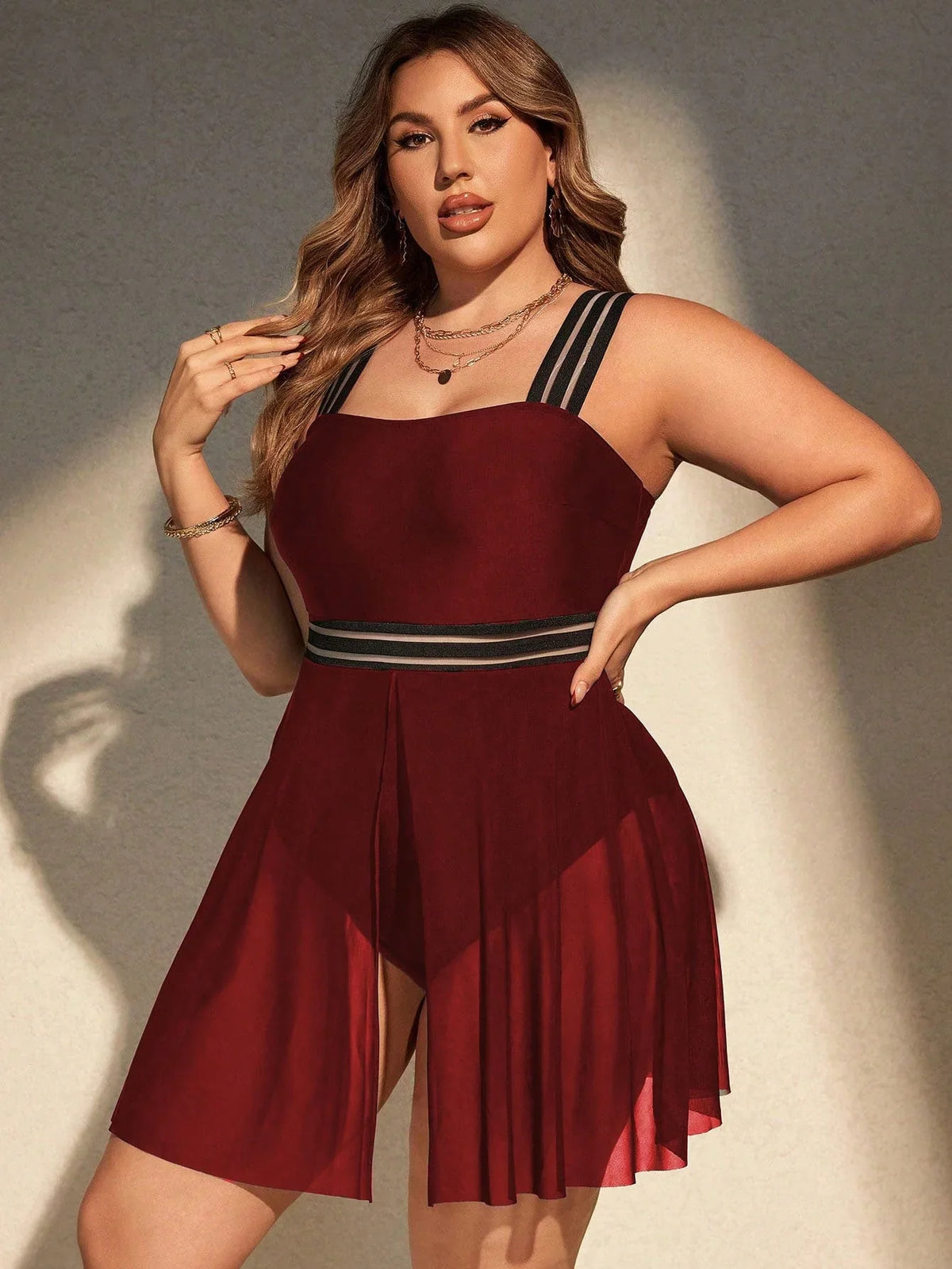 Maiô Plus Size Saia Longa Fluida